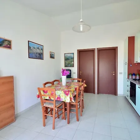 Bilocale Secondo Piano Apartmán Valledoria (Sardinia)