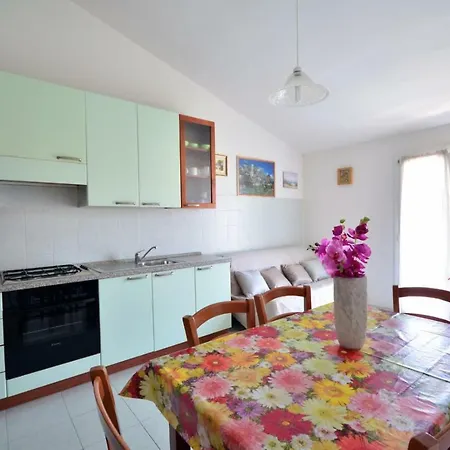 Bilocale Secondo Piano Apartmán Valledoria (Sardinia)